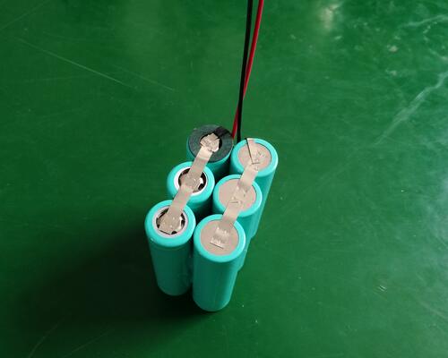 电池之家PACK电池网做的带均衡的锂电池包